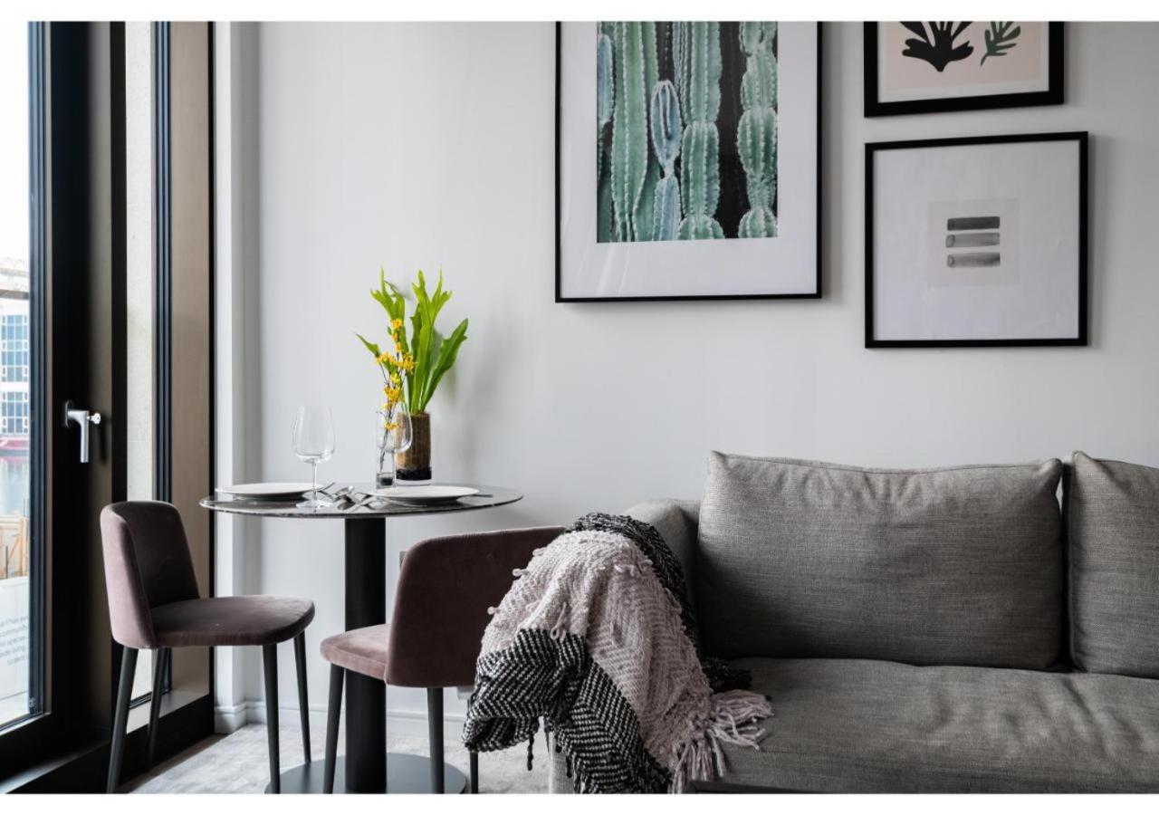 Elegant And Modern Apartments In Canary Wharf Right Next To Thames London Luaran gambar